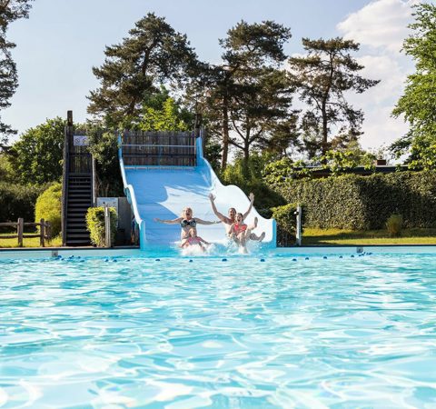 Park Met Buitenzwembad