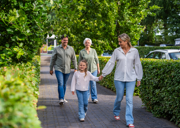 Recreatiepark T Gelloo Vakantiegasten Wandelen 01